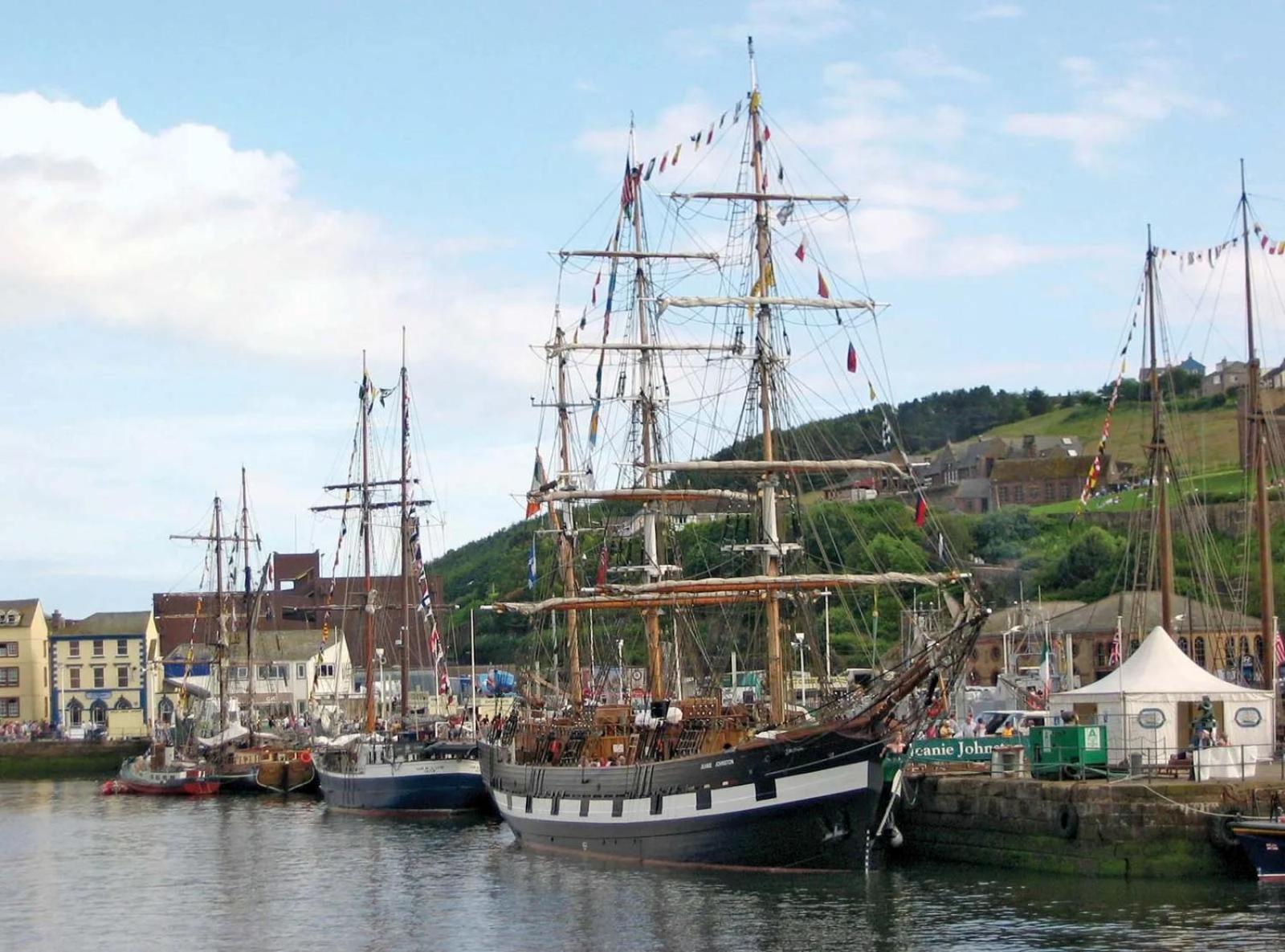 Holly House- 2 Bed Apartment Whitehaven