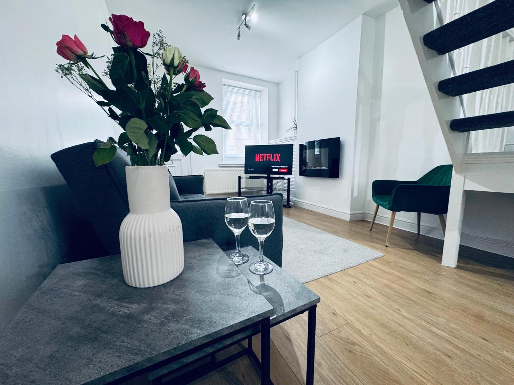 Holly House- 2 Bed Whitehaven